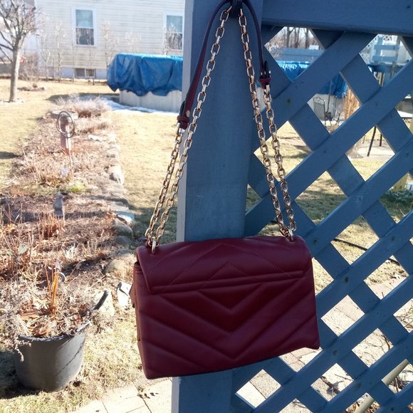 Michael Kors Cece Chevron Quilted Leather Chain Medium Shoulder Bag Purse Berry - Picture 12 of 13